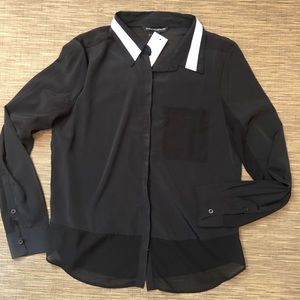NWT- Walter baker Collar Detail Blouse - Black
